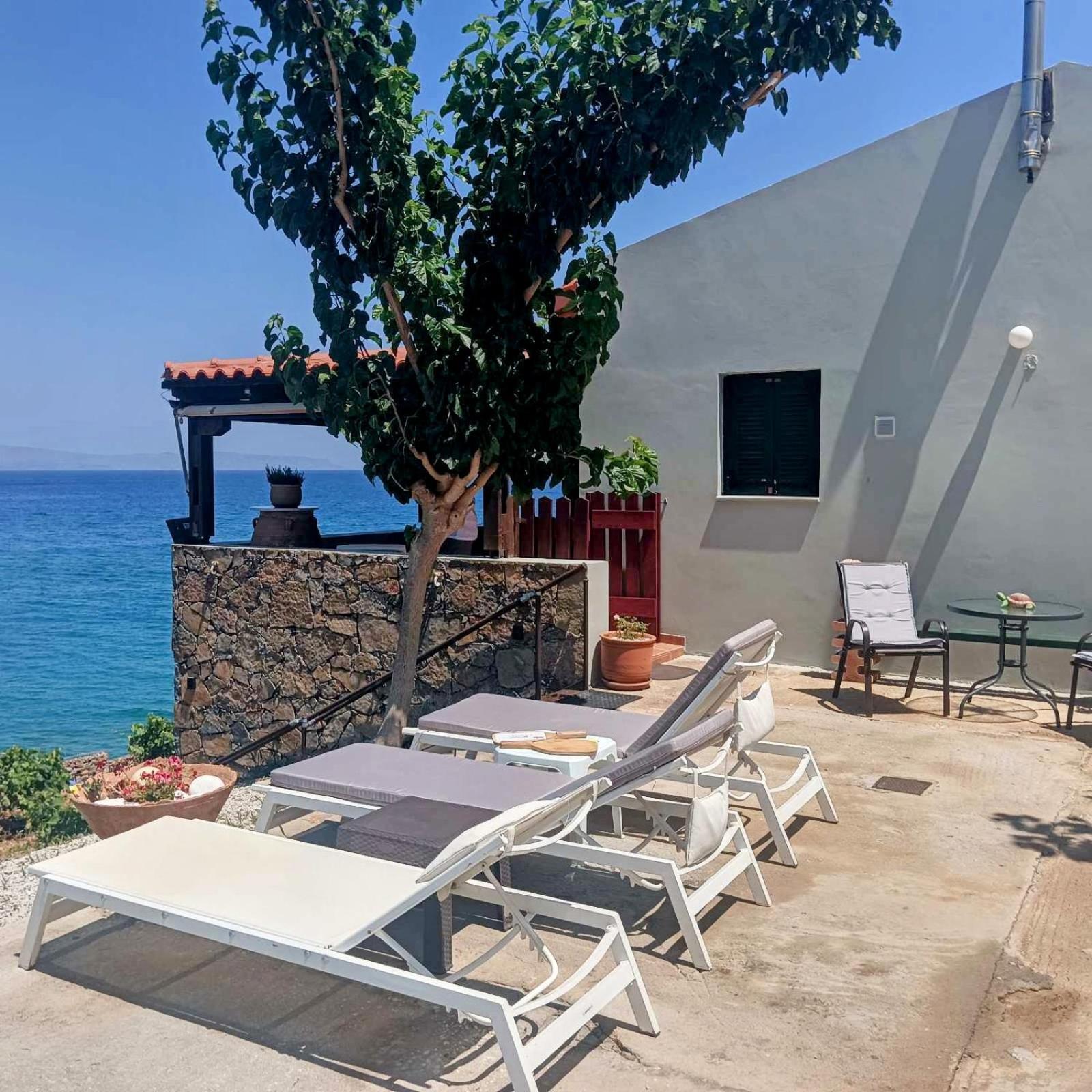 Tholos Alexandra'S Beachfront House Kavoúsion Extérieur photo