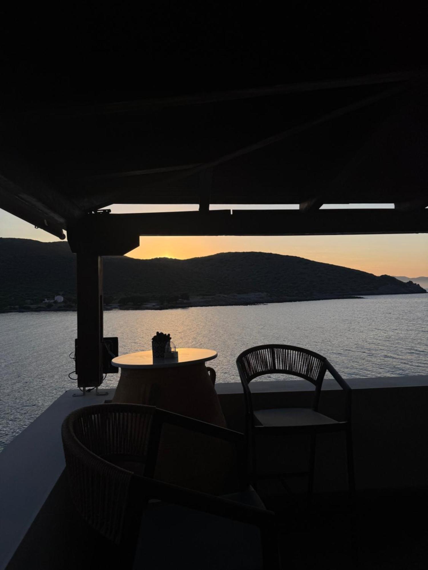 Tholos Alexandra'S Beachfront House Kavoúsion Extérieur photo
